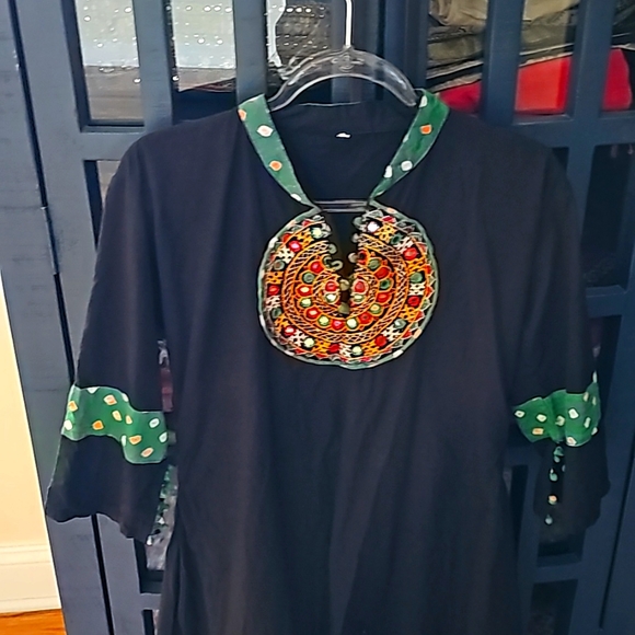 Boho tunic with mirror work - Picture 1 of 7
